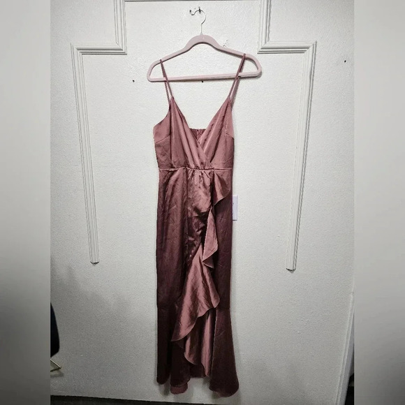 Lulu's Enchanted Moments Mauve Pink Satin Ruffled High-Low Dress Maxi Wedding - Picture 6 of 9